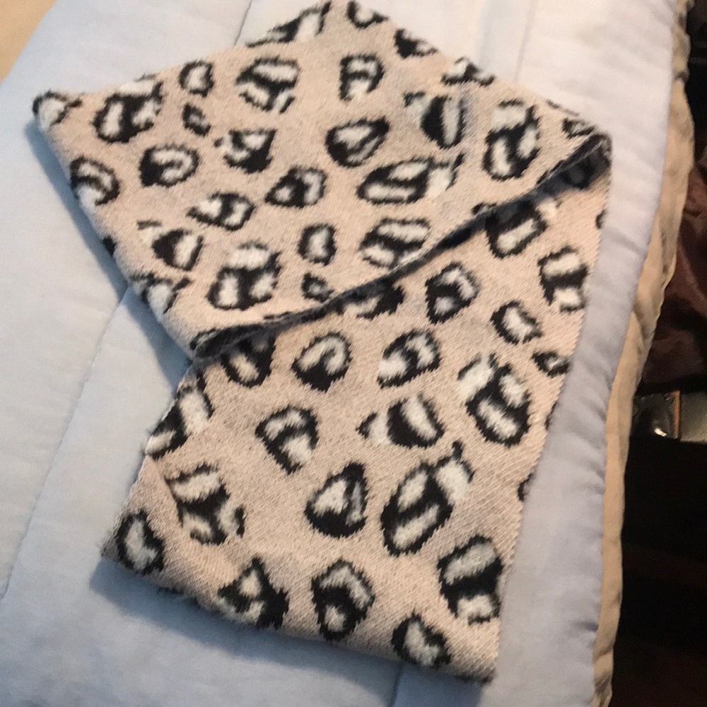 Infinity Scarf - NWOT